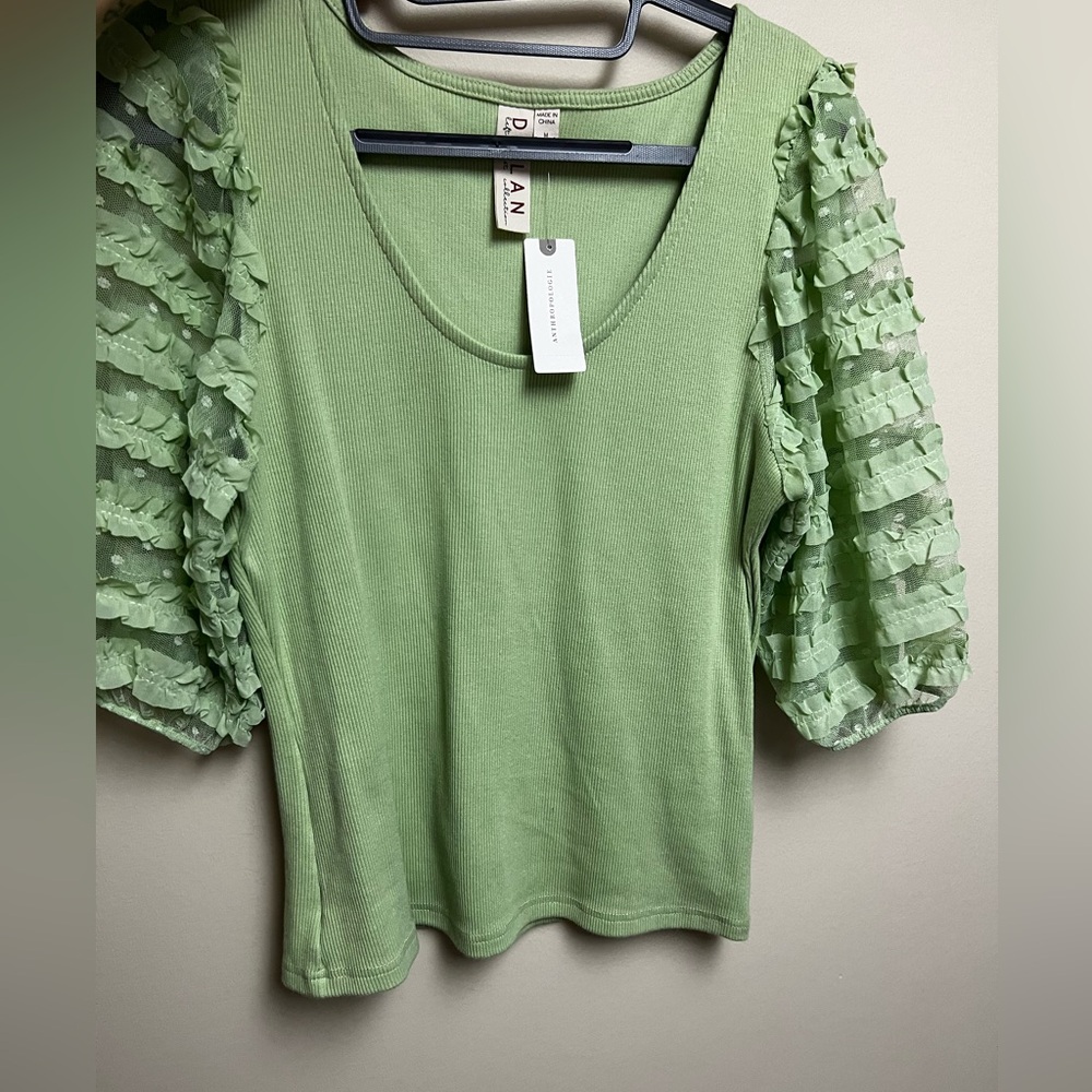 Anthropologie top brand new size M